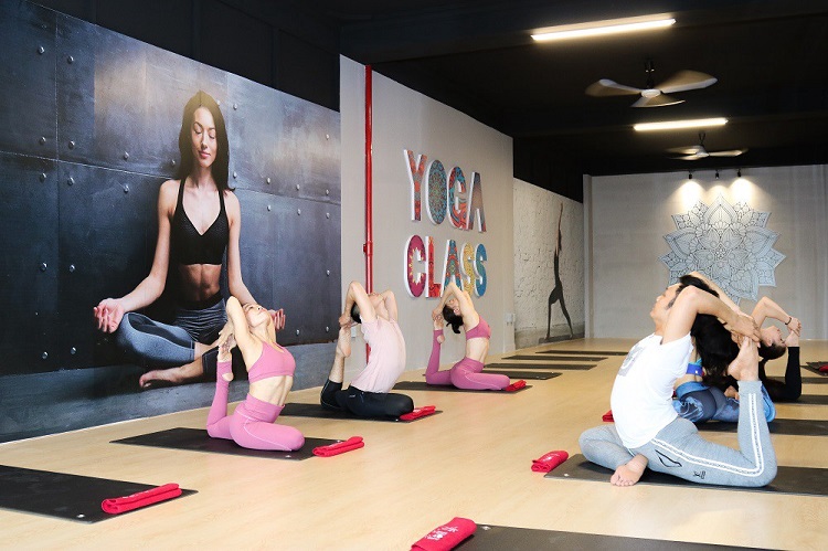 Phòng tập yoga OM Yoga