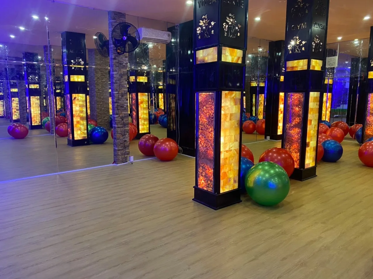 yoga đá muối