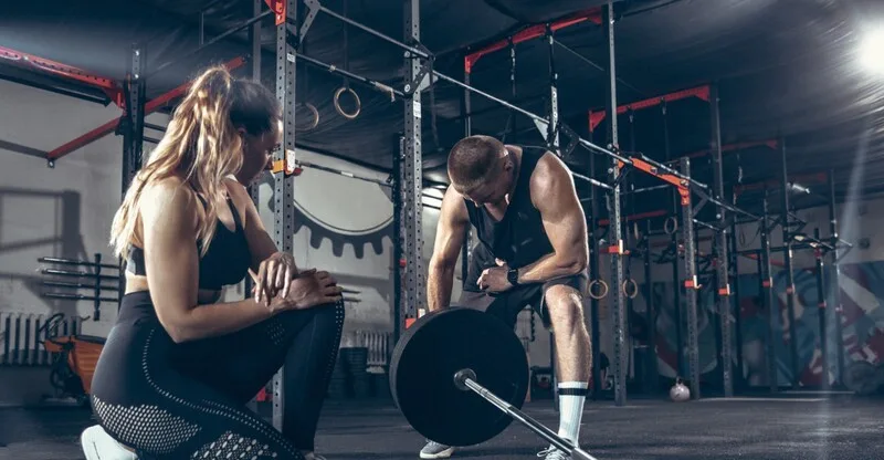 Bulking Và Cutting Là Gì? Ưu Nhược Điểm Và Sai Lầm Cần Tránh cutting la gi 3 Cutting là gì?