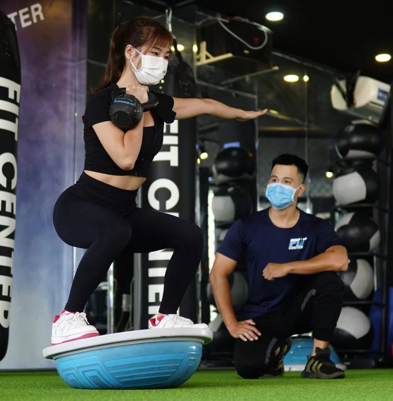 Nữ Tập Gym Có Tăng Cơ Không? Cách Tập Gym Hiệu Quả Cho Nữ tap gym cho nu hieu qua hon tai fit center 4 Tập gym cho nữ hiệu quả hơn tại Fit Center