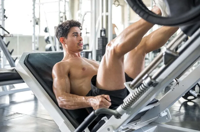 cac bai tap chan tai phong gym Tập gym bị chững lại (Plateau): Nguyên nhân và 7 cách vượt qua hiệu quả
